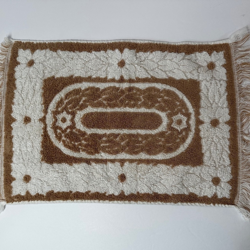 Vintage Fieldcrest Brown Ivory Paisley Hand Towels (2) - Picture 2 of 7
